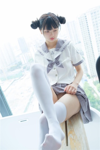 【年费专享】稚乖画册 Vol.025 赤西夜夜 初音少女水手服